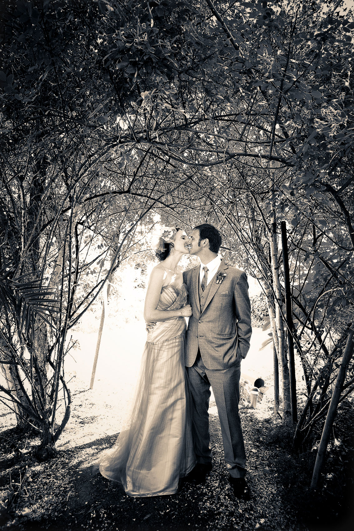 JulioDuffooWeddings_GardenPavillion0016